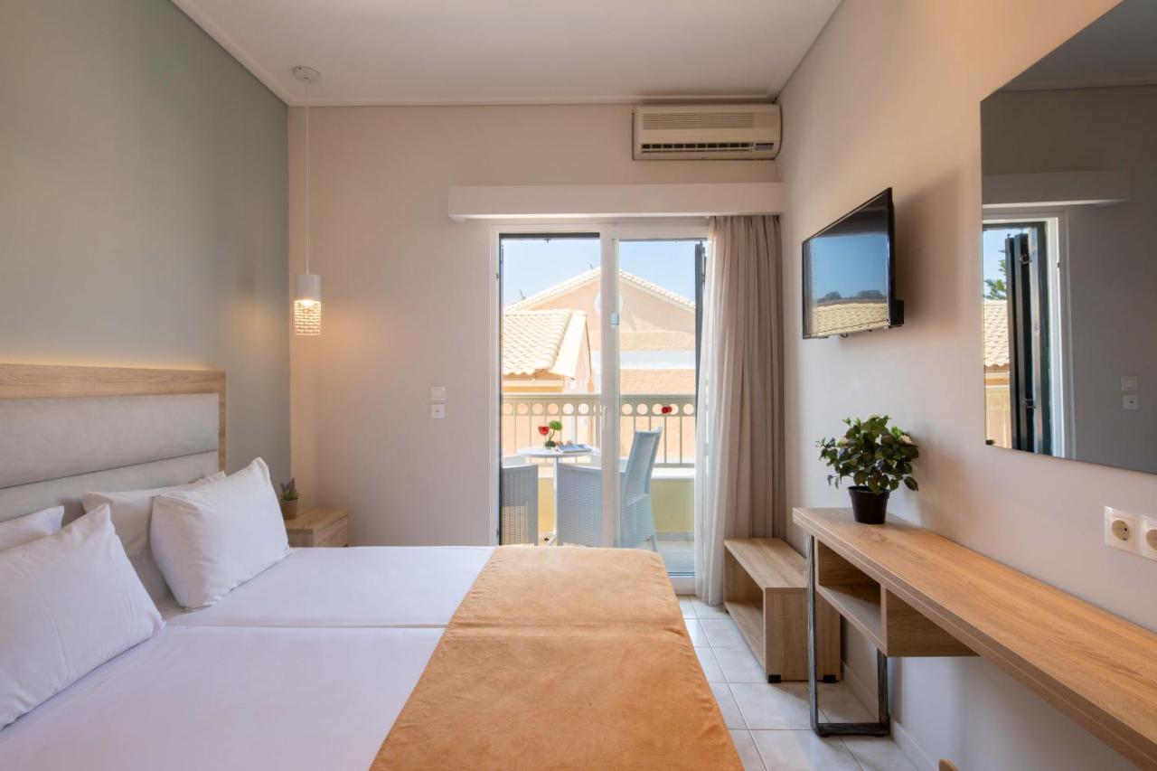 Hotel Rossis Meszongí Kültér fotó