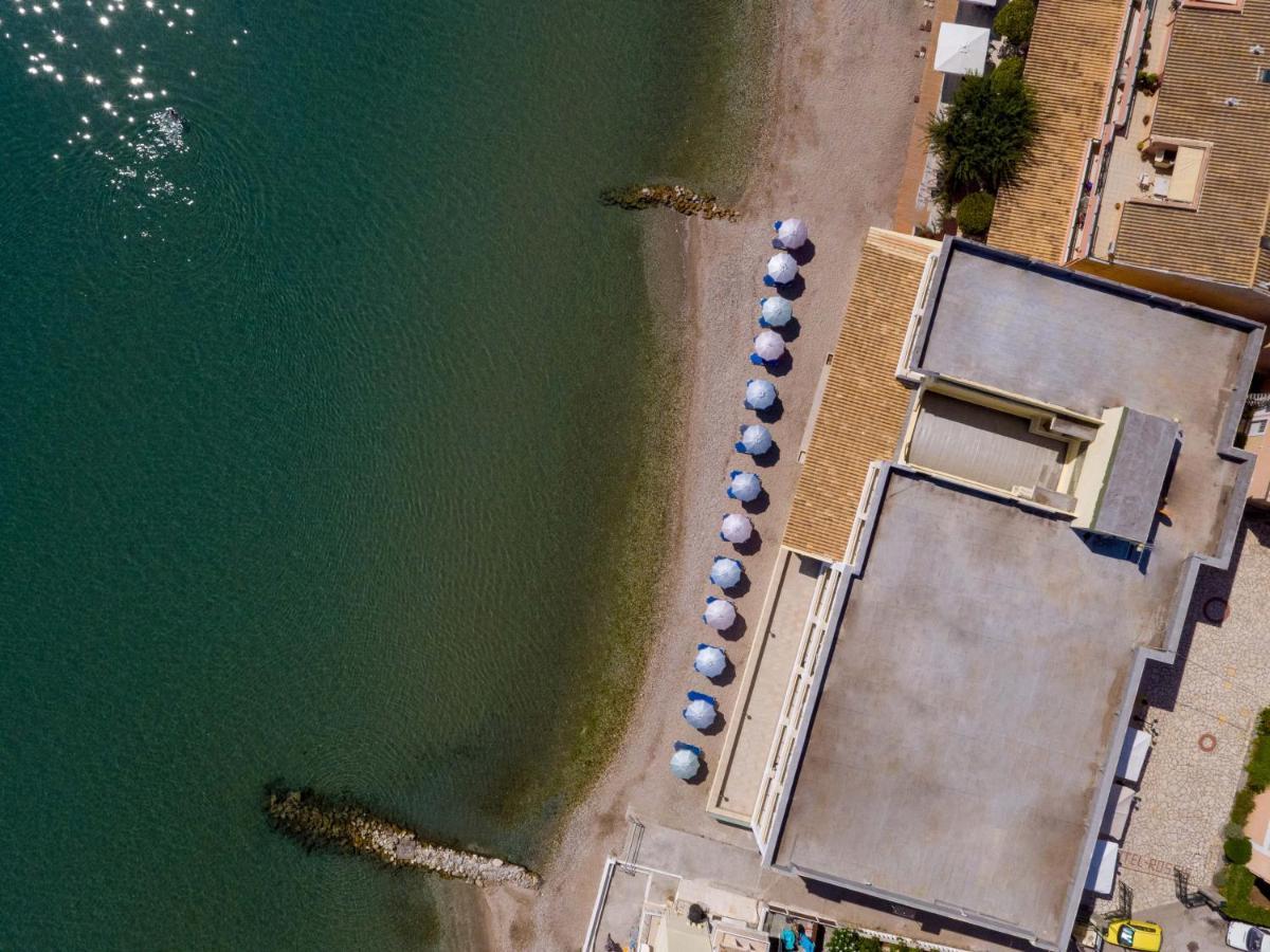 Hotel Rossis Meszongí Kültér fotó