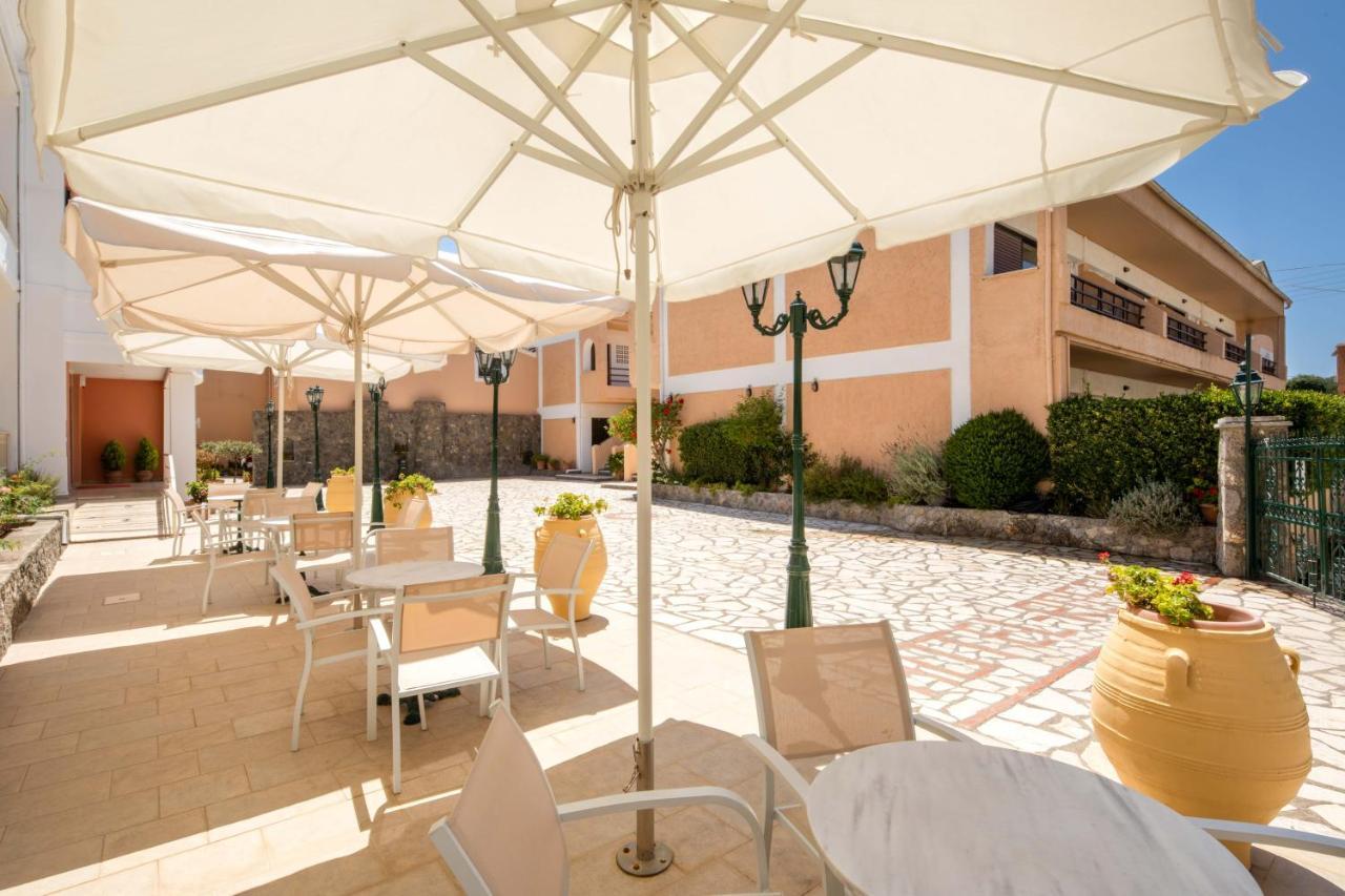 Hotel Rossis Meszongí Kültér fotó