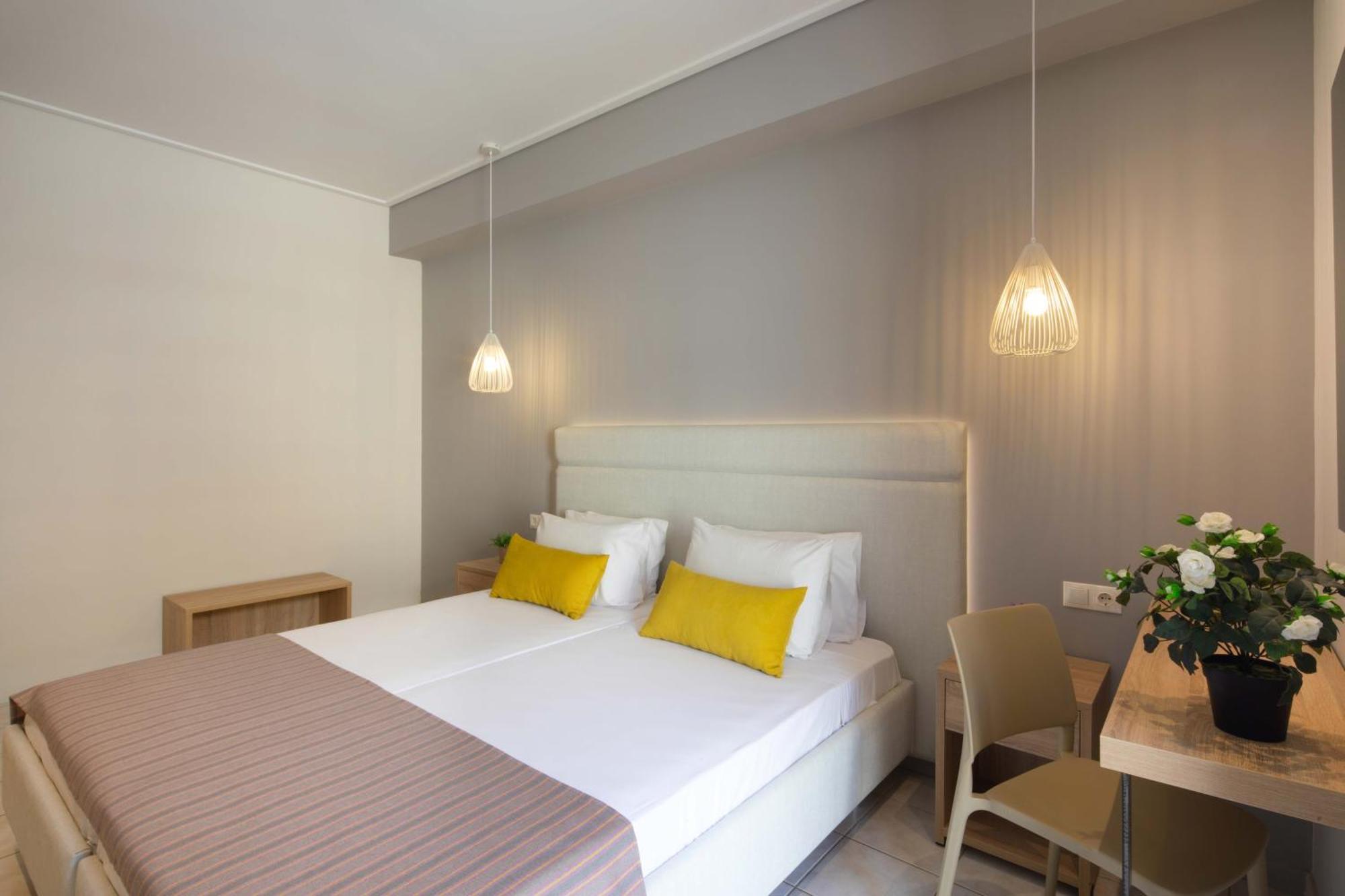 Hotel Rossis Meszongí Kültér fotó