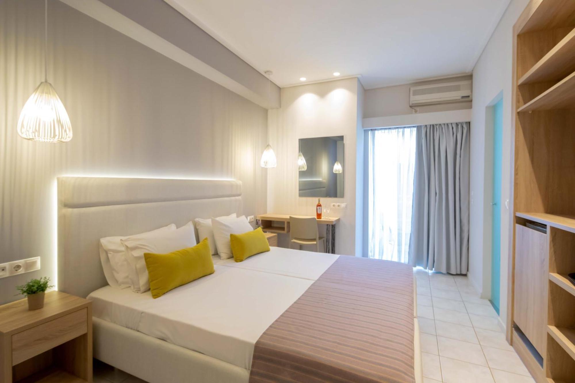 Hotel Rossis Meszongí Kültér fotó