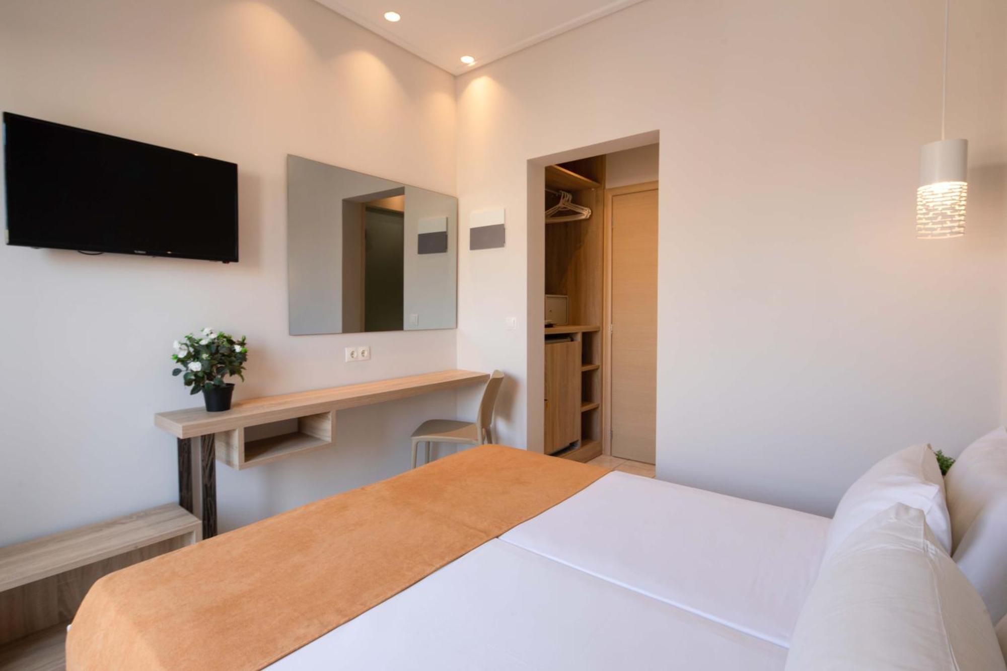 Hotel Rossis Meszongí Kültér fotó