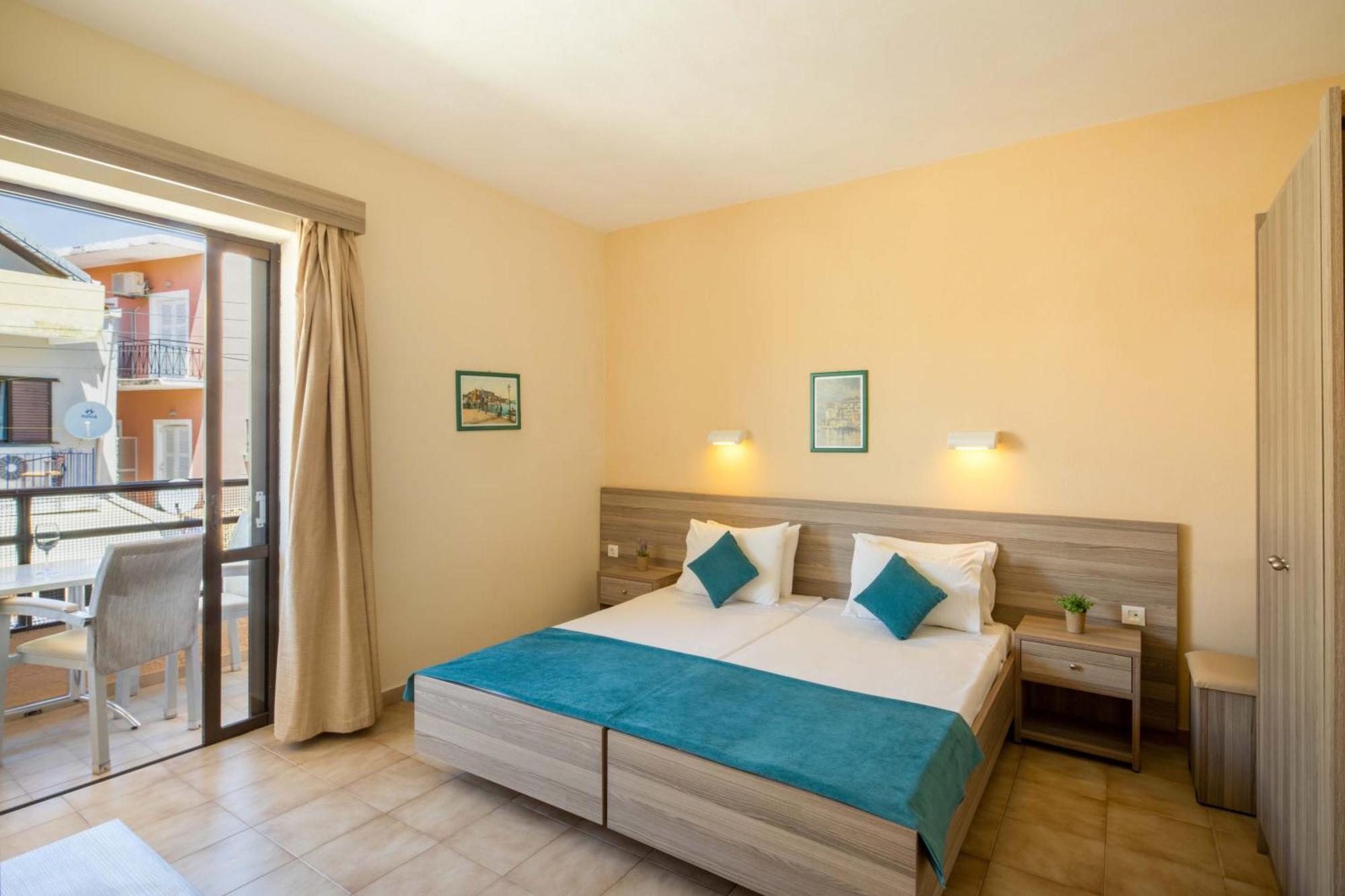 Hotel Rossis Meszongí Kültér fotó