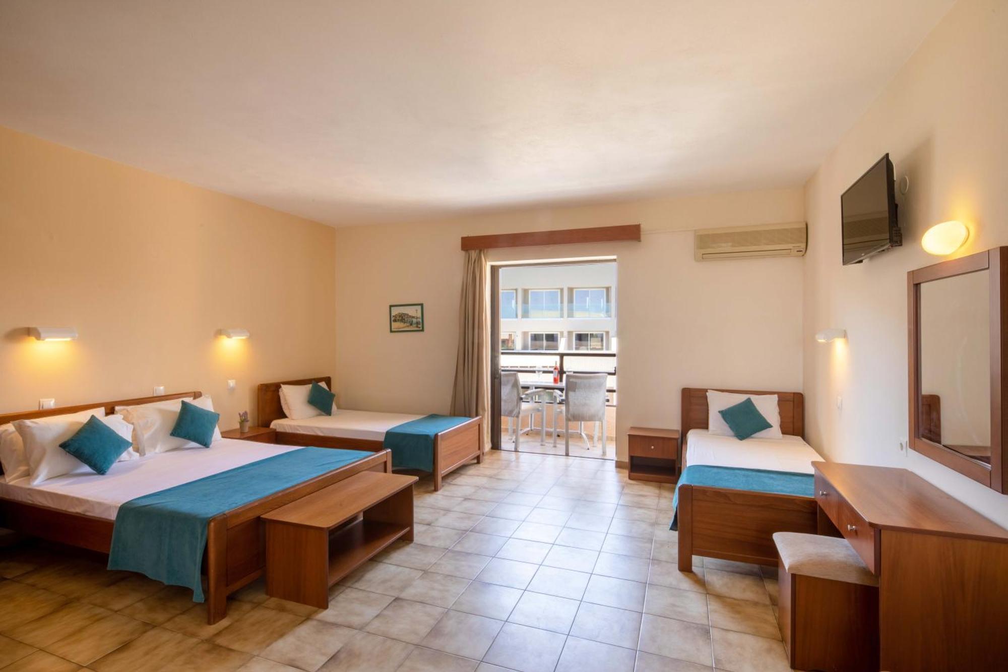 Hotel Rossis Meszongí Kültér fotó